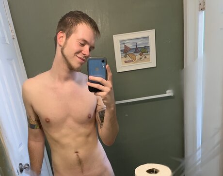 Foto di nudo di fuga di OnlyFans di David Chase 