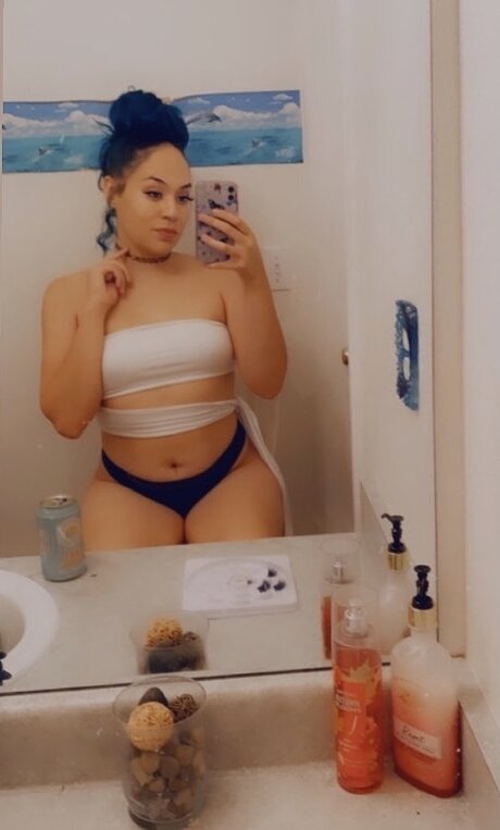 Foto di nudo di fuga di OnlyFans di Prettyykitty93