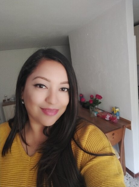 Foto di nudo di fuga di OnlyFans di Vicky