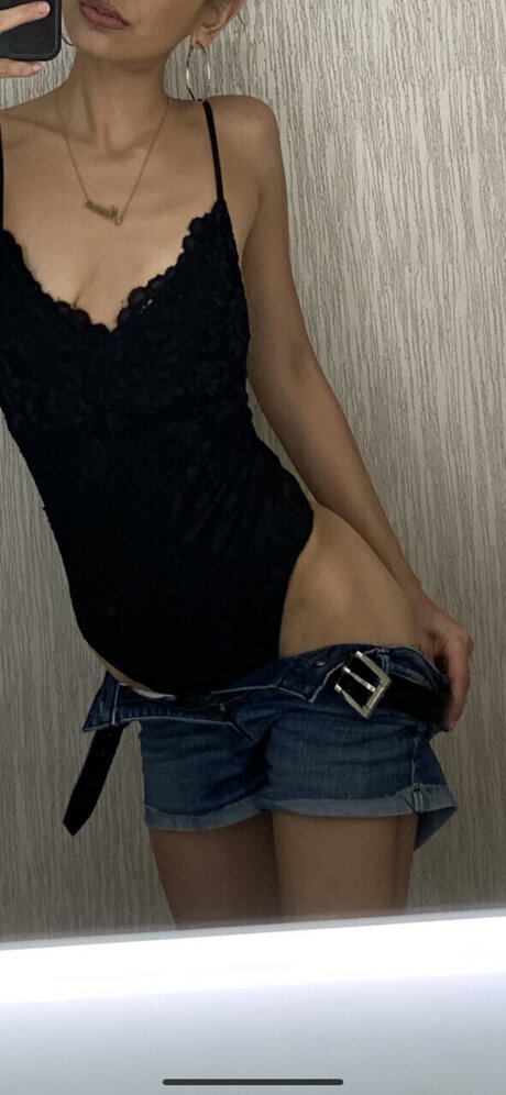 Foto di nudo di fuga di OnlyFans di Tessa
