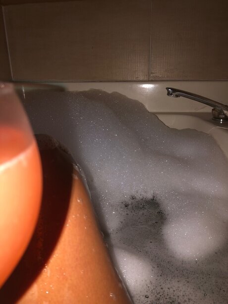 Foto di nudo di fuga di OnlyFans di Mscarameldrizzle