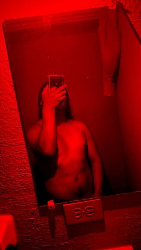 Foto di nudo di fuga di OnlyFans di Lark Osborne