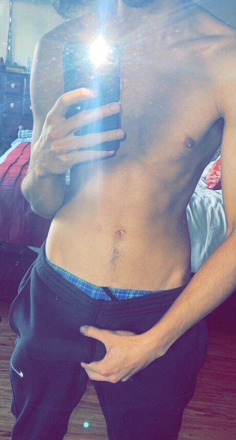 Foto di nudo di fuga di OnlyFans di Massanda