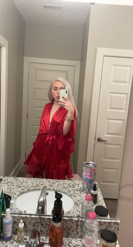 Foto di nudo di fuga di OnlyFans di Grace