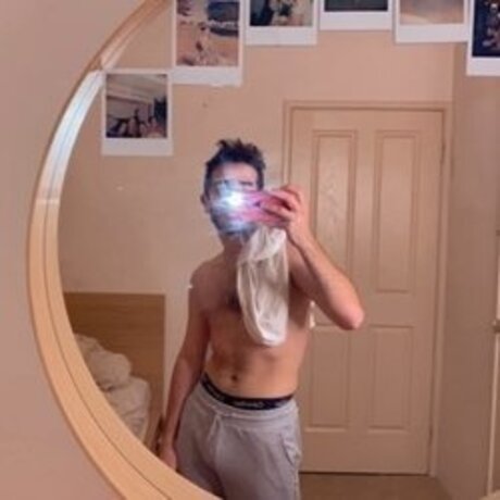 Foto di nudo di fuga di OnlyFans di Jacob Tarello