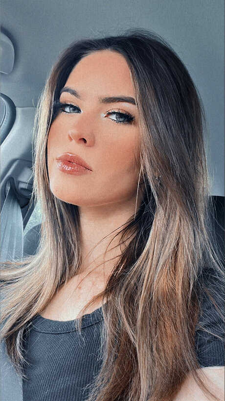 Foto di nudo di fuga di OnlyFans di Mistress Jane