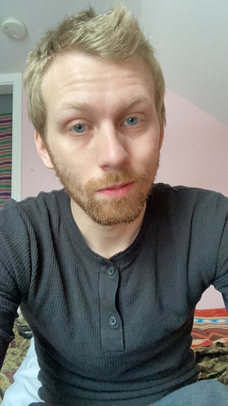 Foto di nudo di fuga di OnlyFans di Brandon