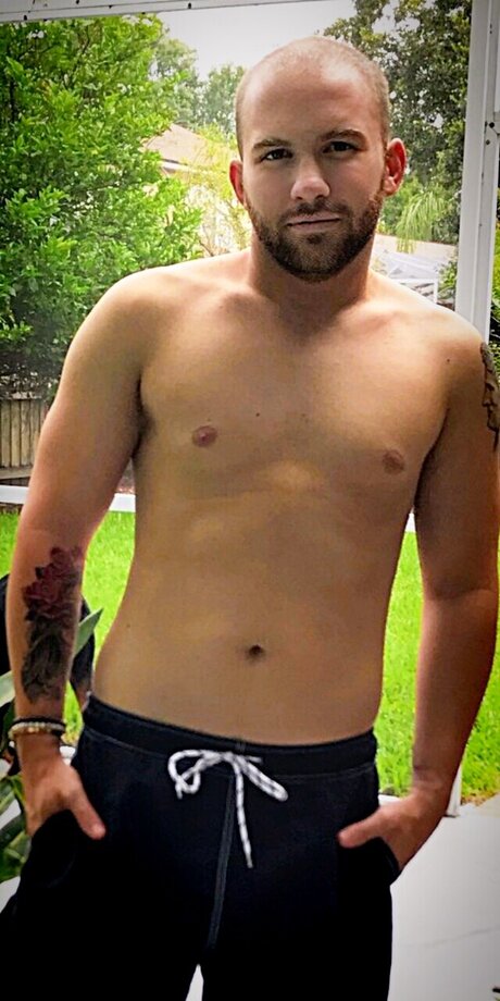 Foto di nudo di fuga di OnlyFans di Connor Thompson