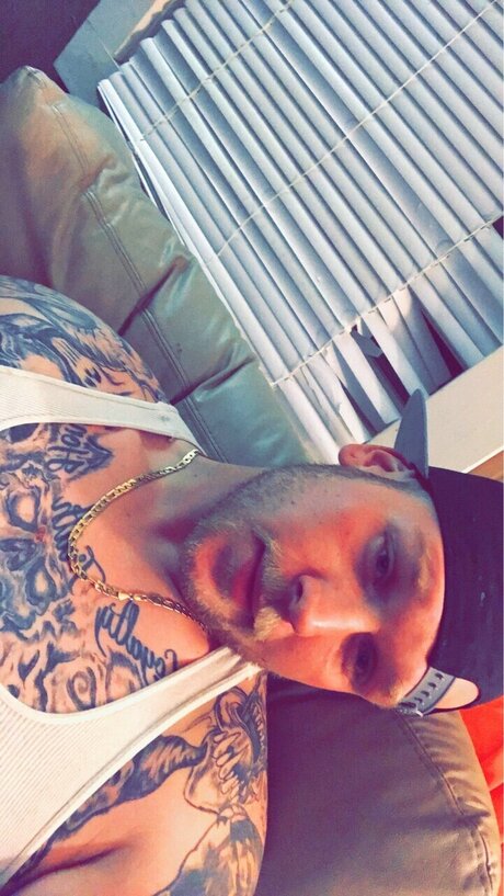 Foto di nudo di fuga di OnlyFans di Tatted Up White Boy