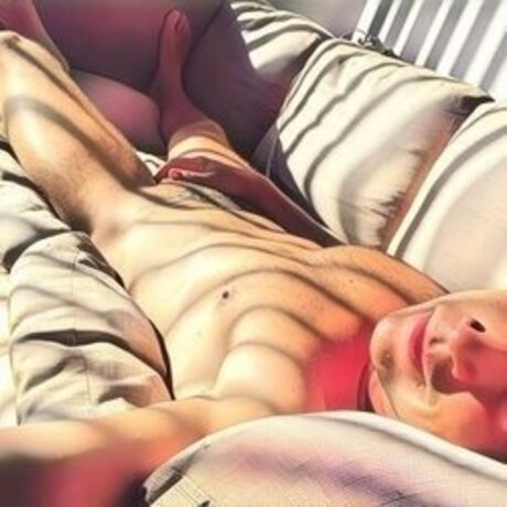 Foto di nudo di fuga di OnlyFans di Chris