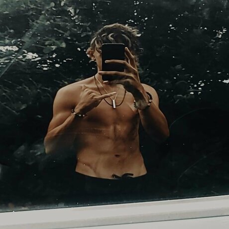 Foto di nudo di fuga di OnlyFans di Jayfilms