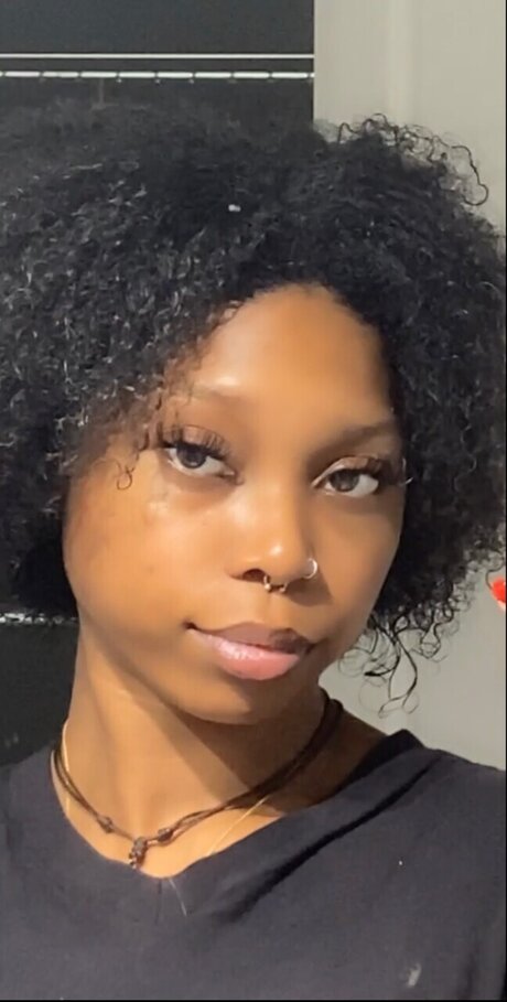 Foto di nudo di fuga di OnlyFans di Tina Snow