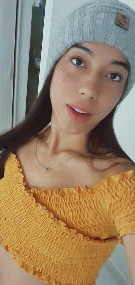 Foto di nudo di fuga di OnlyFans di Camila Gomez B