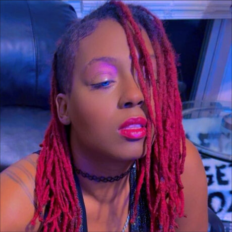 Foto di nudo di fuga di OnlyFans di Liv Lillian Formerly Liiv Lickenz