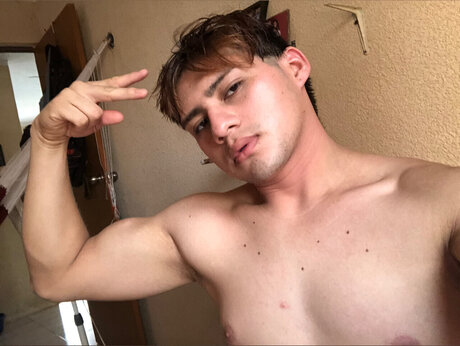 Foto di nudo di fuga di OnlyFans di Raymundo