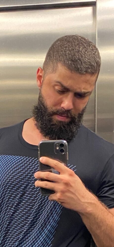 Foto di nudo di fuga di OnlyFans di Tatortavares