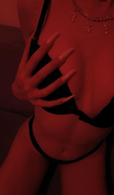 Foto di nudo di fuga di OnlyFans di Nico