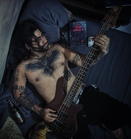 Foto di nudo di fuga di OnlyFans di Shaitan Lavey