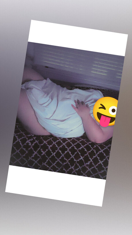 Foto di nudo di fuga di OnlyFans di Adi Rose