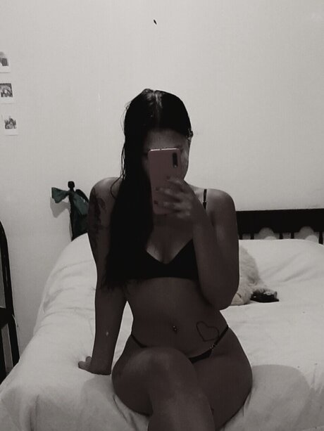Foto di nudo di fuga di OnlyFans di Rxmx