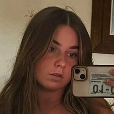 Foto di nudo di fuga di OnlyFans di Rrubess