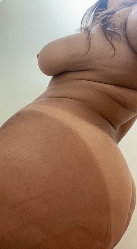 Foto di nudo di fuga di OnlyFans di Spicy Ricebunny