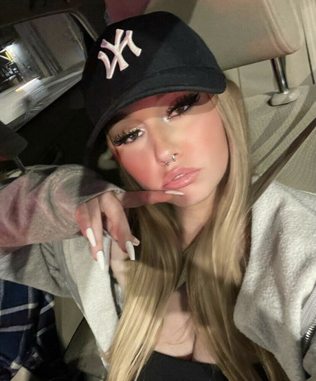 Foto di nudo di fuga di OnlyFans di Haileyyfriz