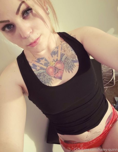 Foto di nudo di fuga di OnlyFans di Babydollzzzz