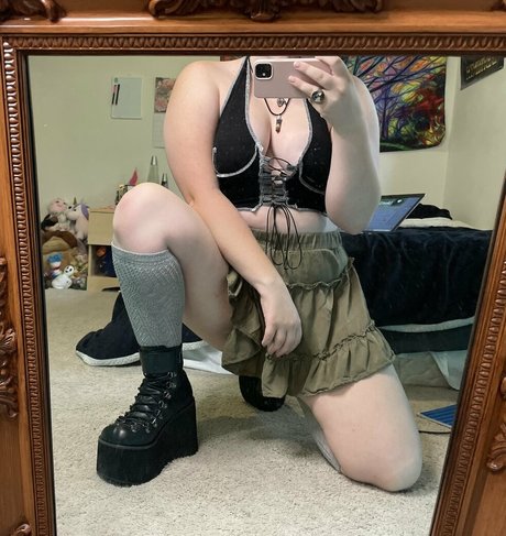 Foto di nudo di fuga di OnlyFans di Goblinqueenfree