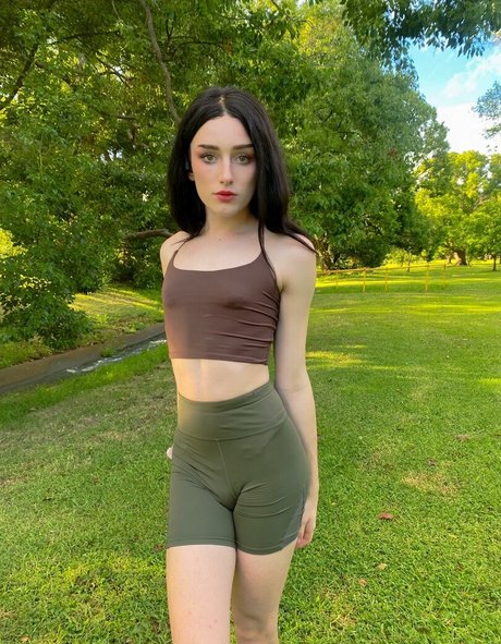 Venus Moorez