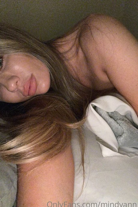 Foto di nudo di fuga di OnlyFans di Mindyann