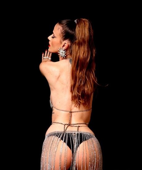 Foto di nudo di fuga di OnlyFans di Ana Canas