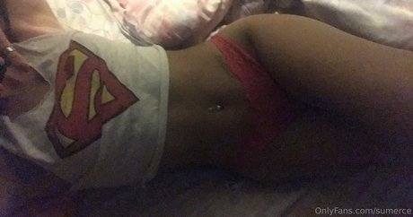 Foto di nudo di fuga di OnlyFans di Sumerce