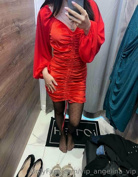 Foto di nudo di fuga di OnlyFans di Vipangelinavip