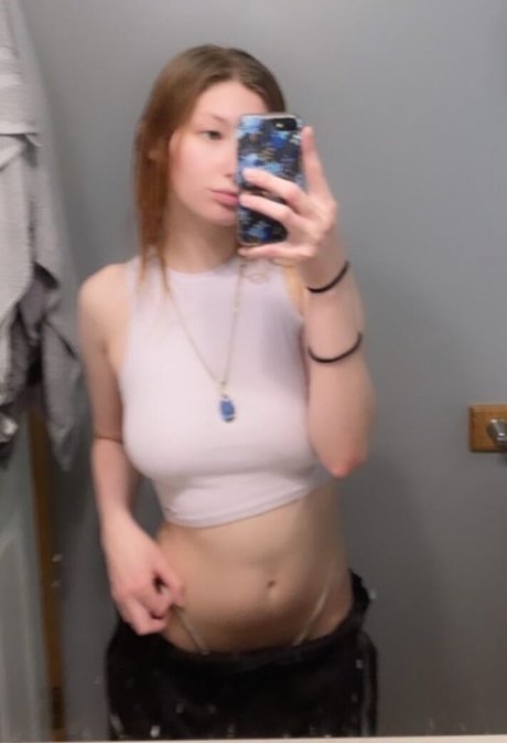 Foto di nudo di fuga di OnlyFans di Asmr Alpaca