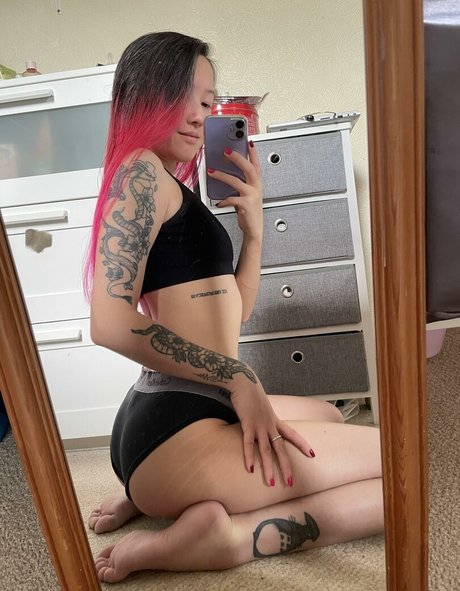 Foto di nudo di fuga di OnlyFans di Asian Butt Slut