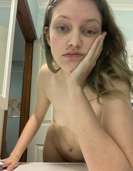 Foto di nudo di fuga di OnlyFans di Sexandmartinis