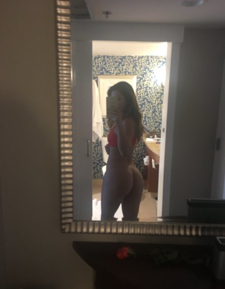 Fallinlovia