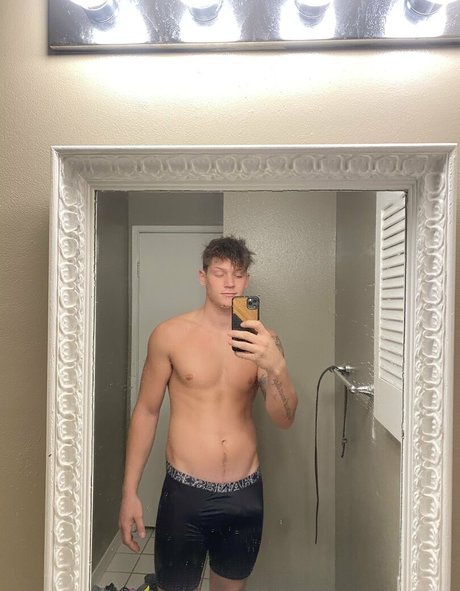 Foto di nudo di fuga di OnlyFans di Hungodeyfree