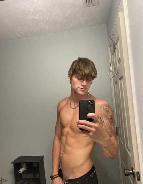Foto di nudo di fuga di OnlyFans di Hungodeyfree