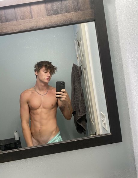 Foto di nudo di fuga di OnlyFans di Hungodeyfree