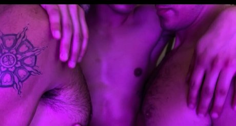 Foto di nudo di fuga di OnlyFans di Ooopsfranky