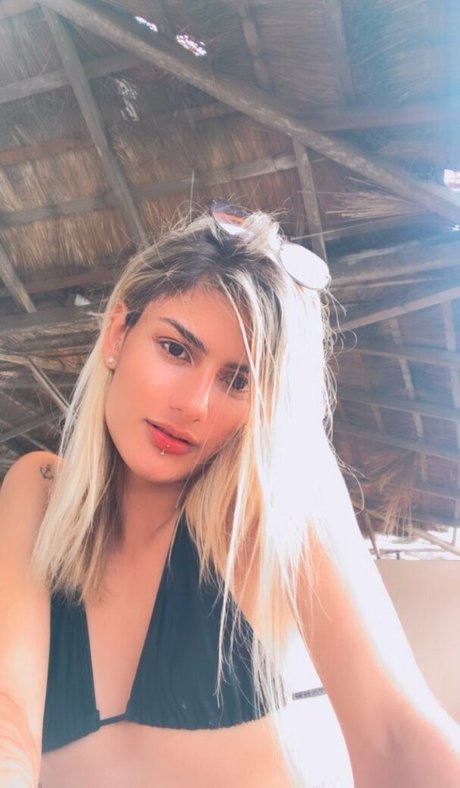 Foto di nudo di fuga di OnlyFans di Babi Marchiori