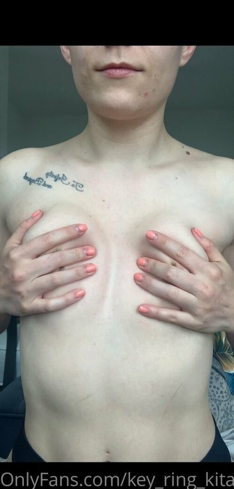 Foto di nudo di fuga di OnlyFans di Keyringkitafree