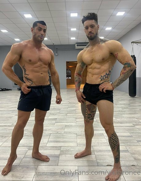 Foto di nudo di fuga di OnlyFans di Viktoronee