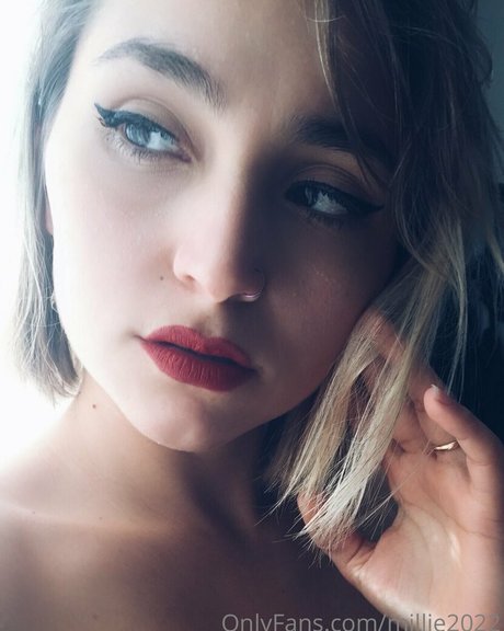 Foto di nudo di fuga di OnlyFans di Confidantsarah