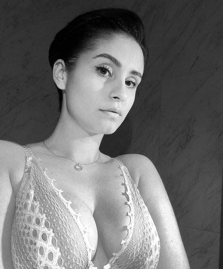 Foto di nudo di fuga di OnlyFans di Onlylika