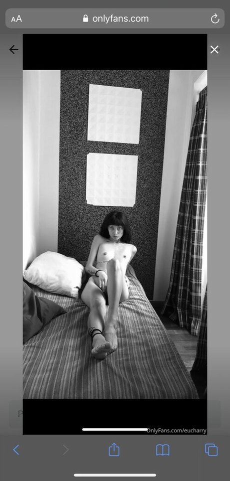 Foto di nudo di fuga di OnlyFans di Charry Jin