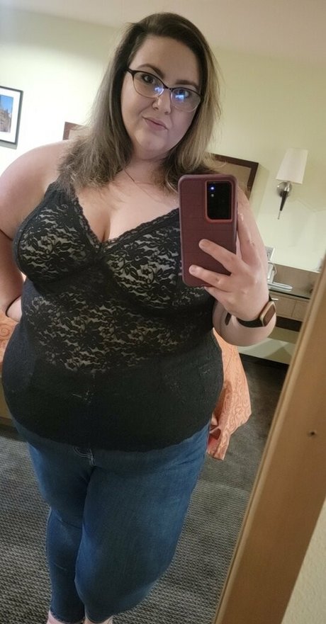 Foto di nudo di fuga di OnlyFans di Blueeyedbbw253