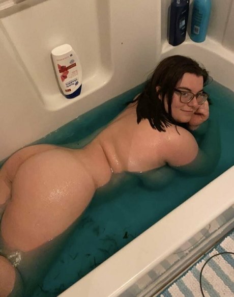 Foto di nudo di fuga di OnlyFans di Realcococash